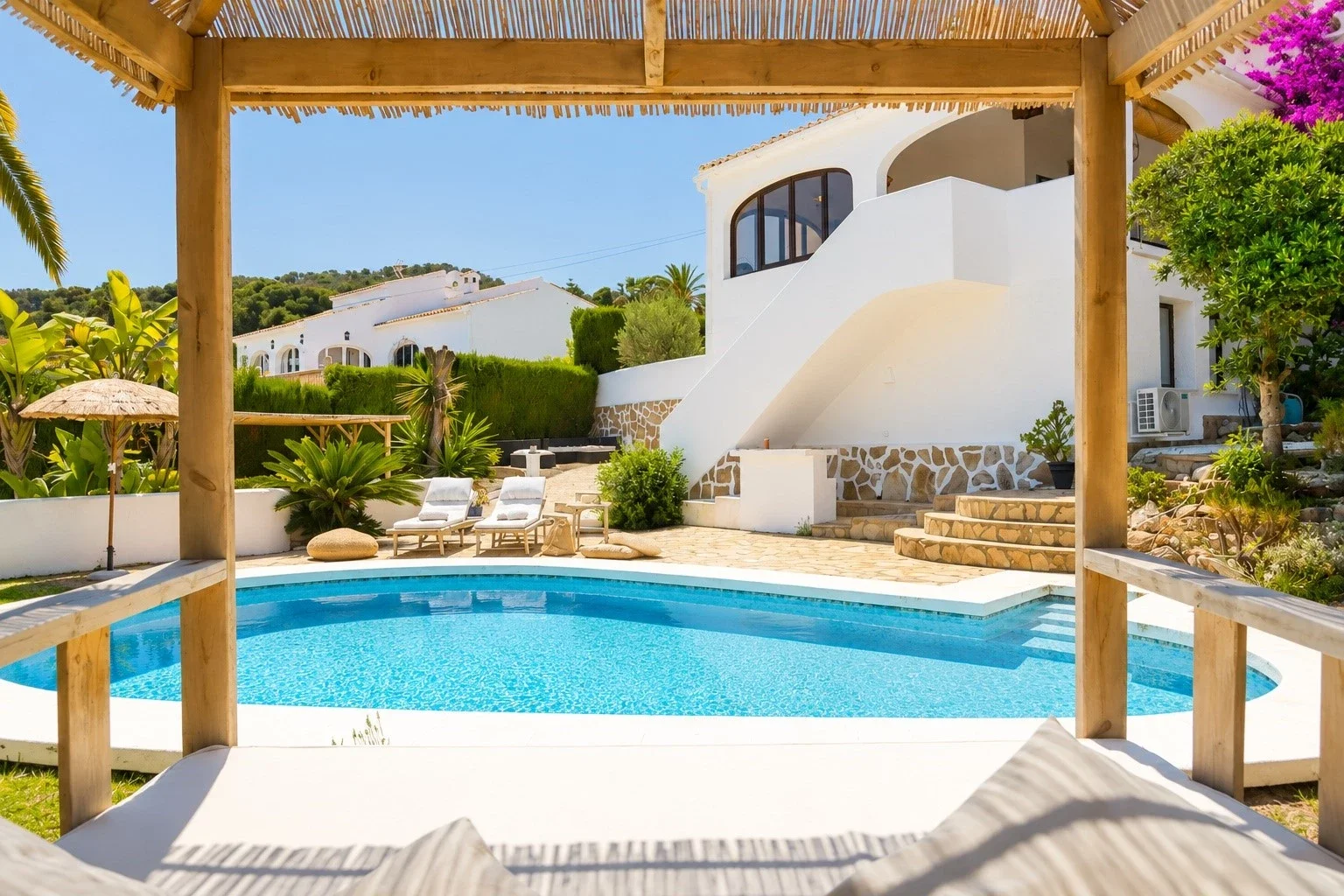 **Ein lichtdurchflutetes Anwesen mit 4 Schlafzimmern in Jávea – eine Oase der Ruhe, nur wenige Minuten vom Geschehen entfernt** - Main