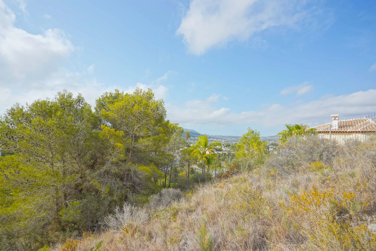 Baugrundstück mit Meerblick in zentrumsnaher Lage von Jávea - View 2