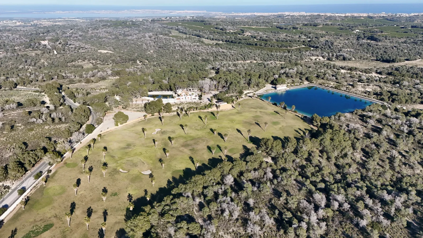 Exklusives 460 Hektar großes Anwesen mit privatem Golfplatz und beeindruckendem Pool - Main
