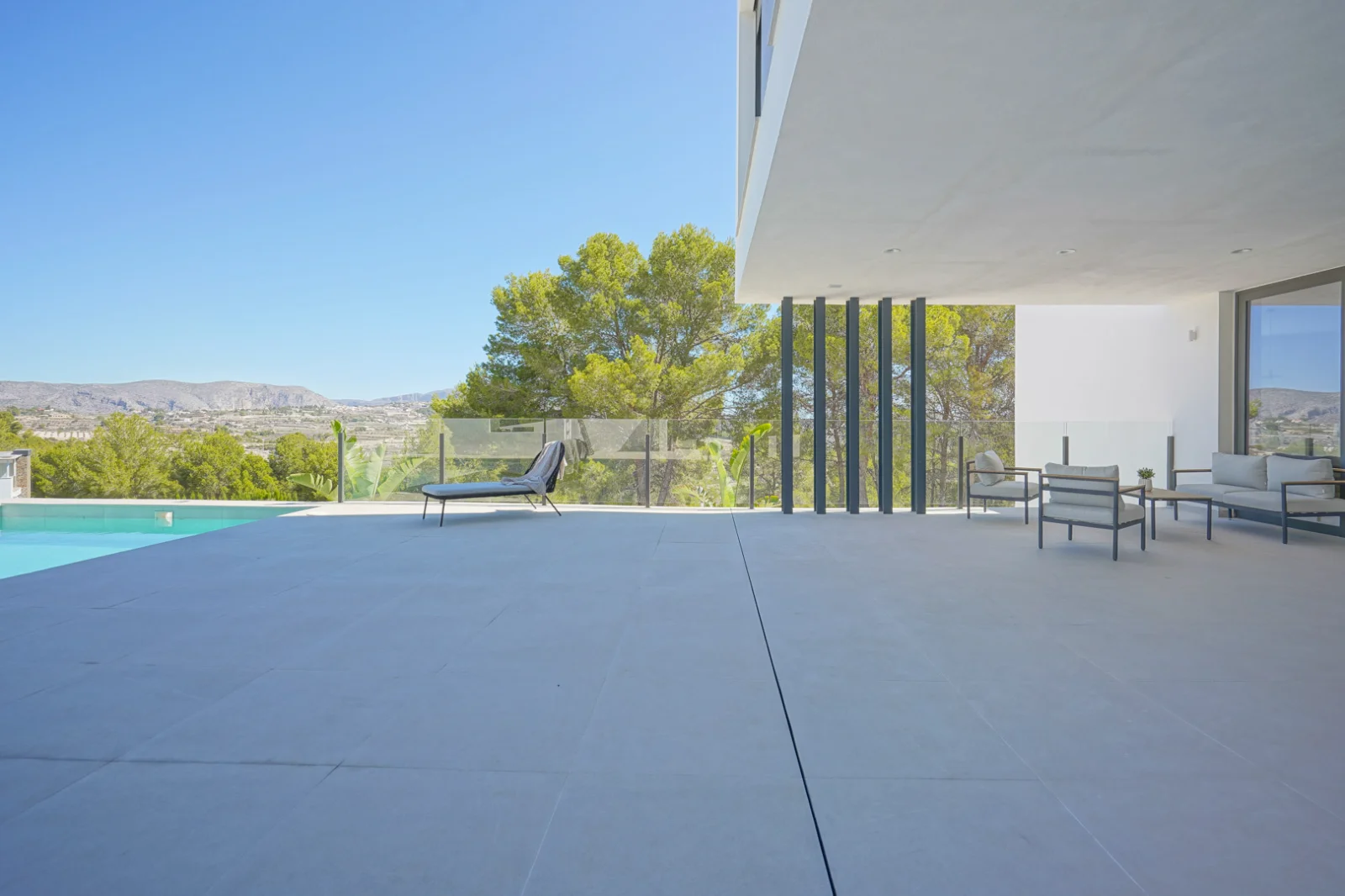 Villa Moderna - View 3