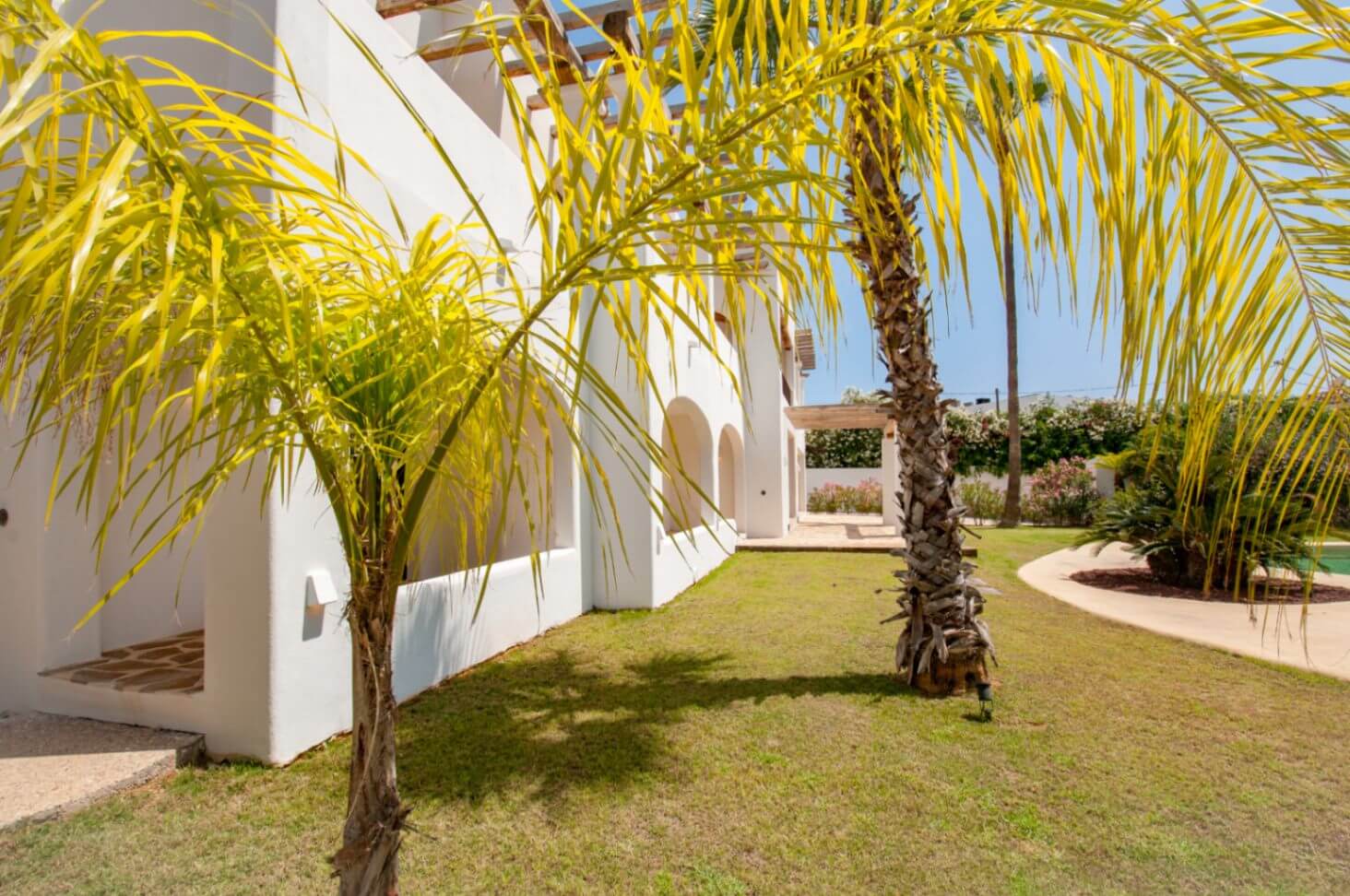 Renovierte Villa im neuen mediterranen Stil in San Jaime - View 2