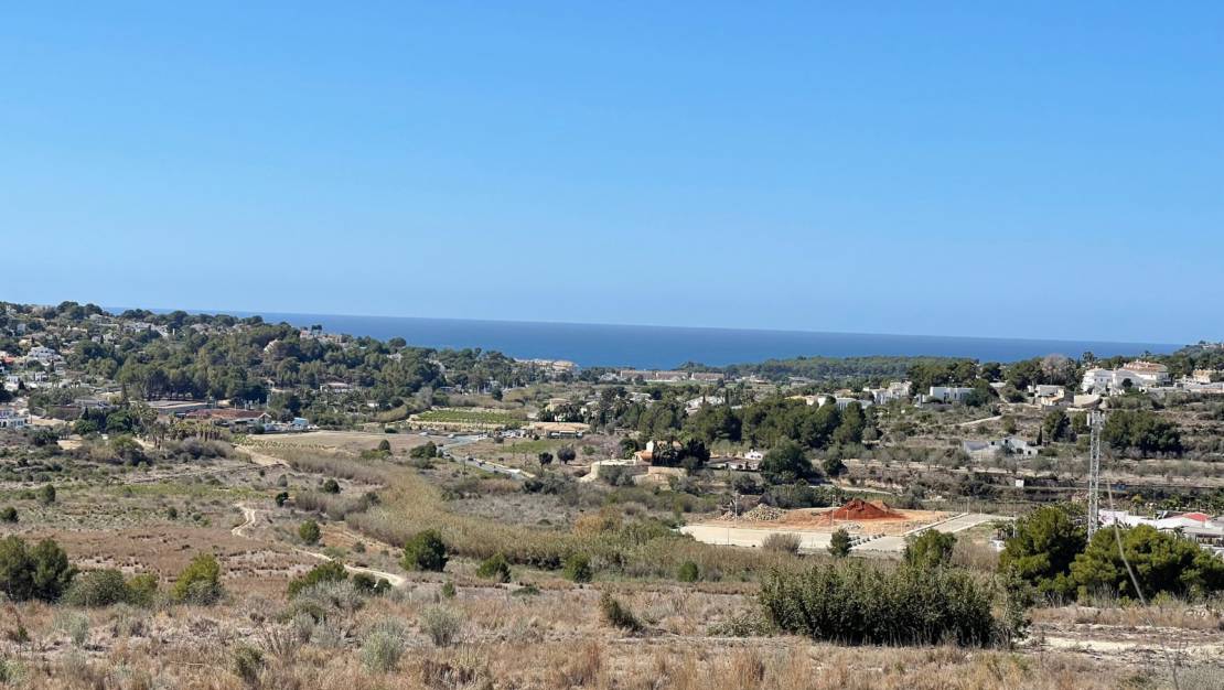 Rustic plot for sale in Moraira - View 3
