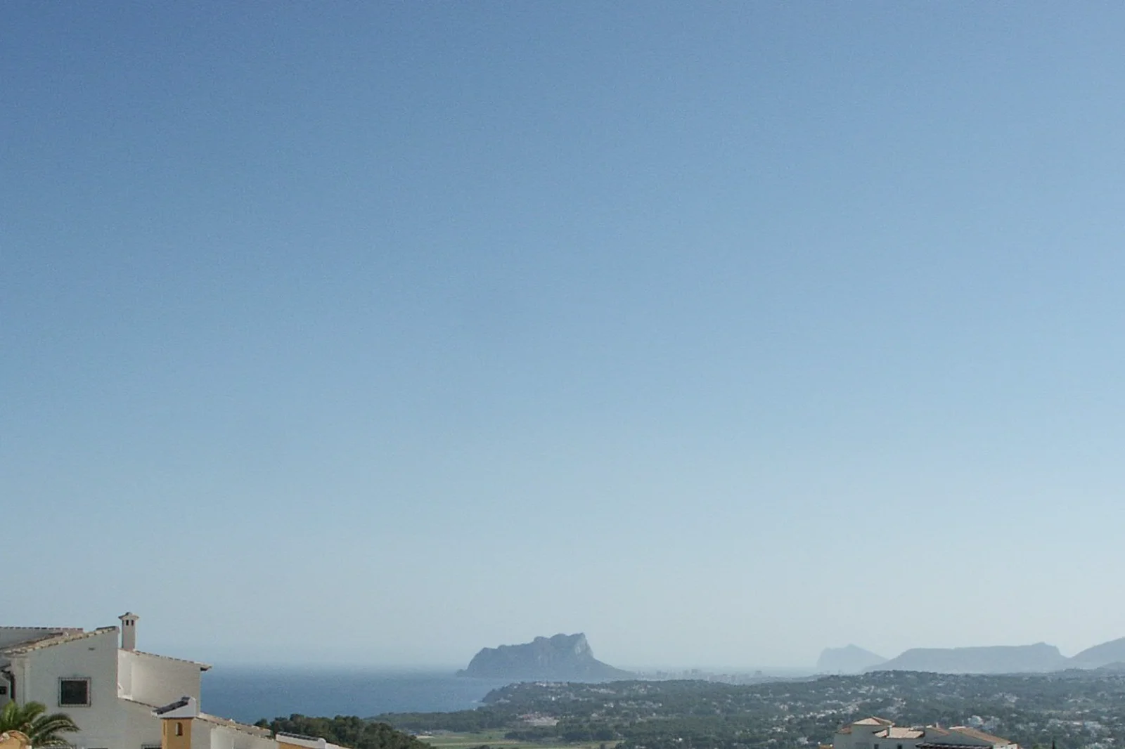 Urban plot with panoramic mountain views - View 3